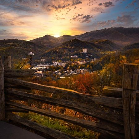 Her Majesty'S Way, Awesome Mtn Views, 1089 Free Tickets Each Paid Day, Dollywood And More Гетлинбург Екстериор снимка